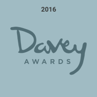 filmproduktion-muenchen-filmunique-award-2016-davey-oge-imagefilm-die-zukunft-wartet-nicht-karussel